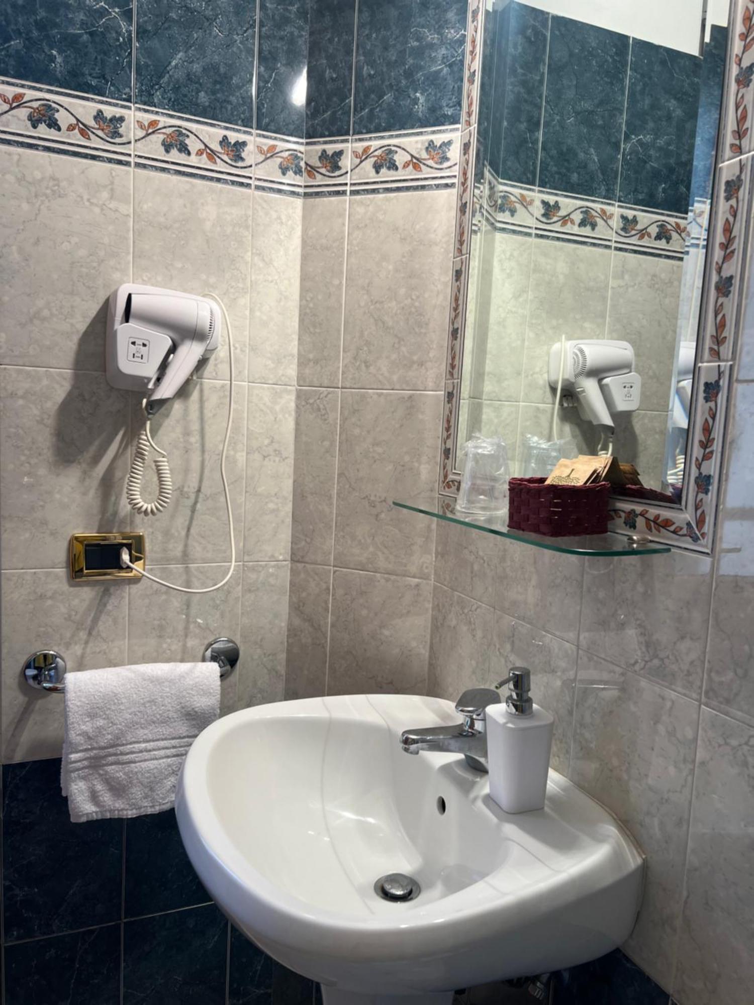 Citta Eterna Guest House روما المظهر الخارجي الصورة