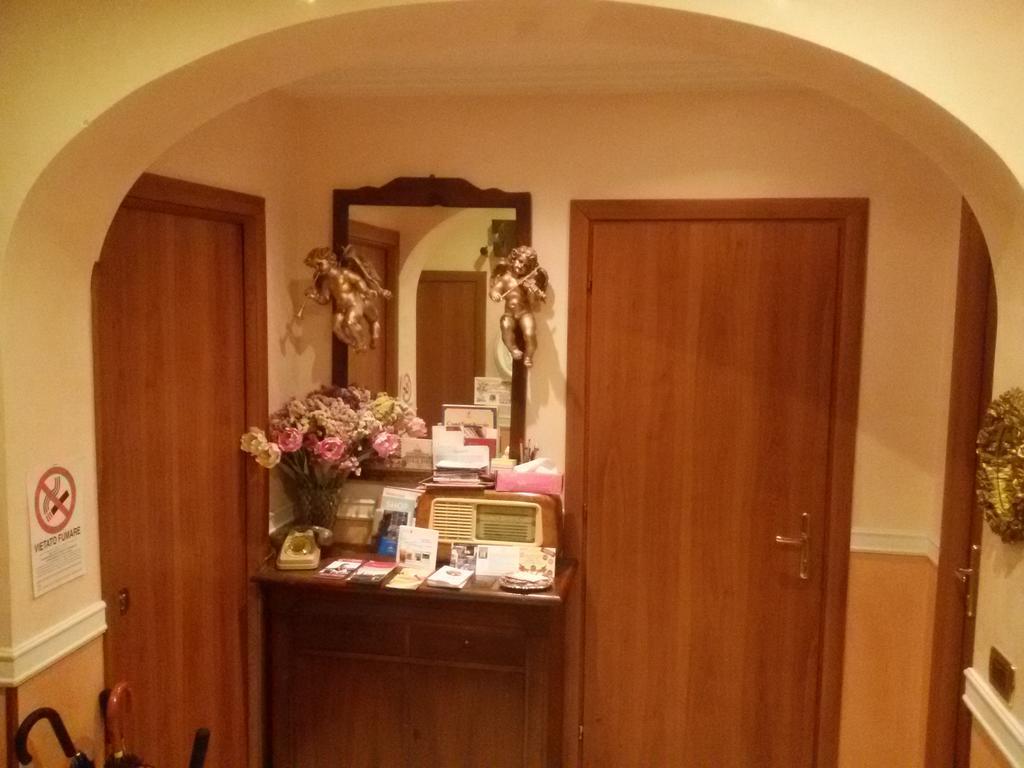 Citta Eterna Guest House روما المظهر الخارجي الصورة
